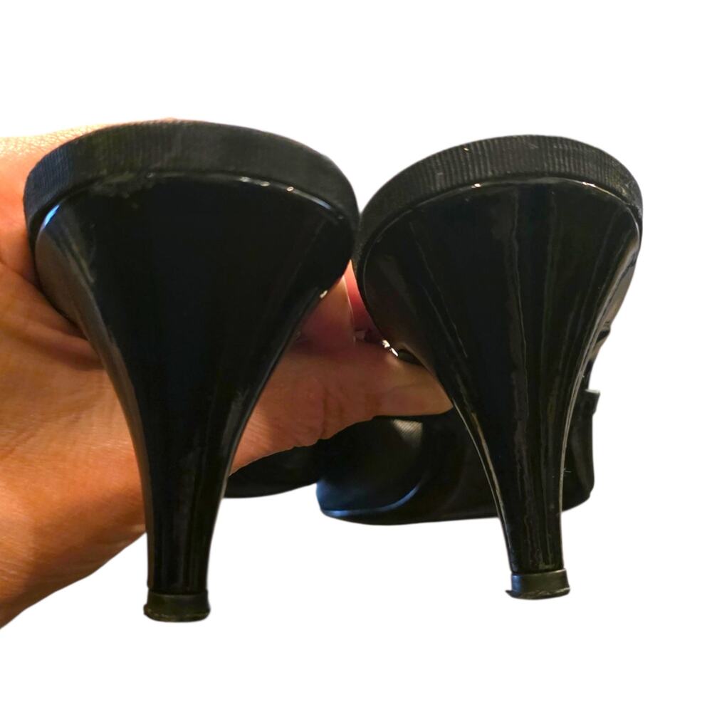 Chanel Vintage 2007 Camellia CC Logo Black Mesh Leather Mules IT 37 US 6.5 - Picture 9 of 12